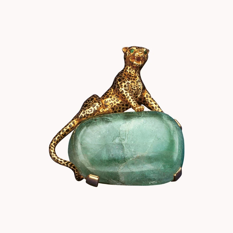 Photo of the Panthère brooch