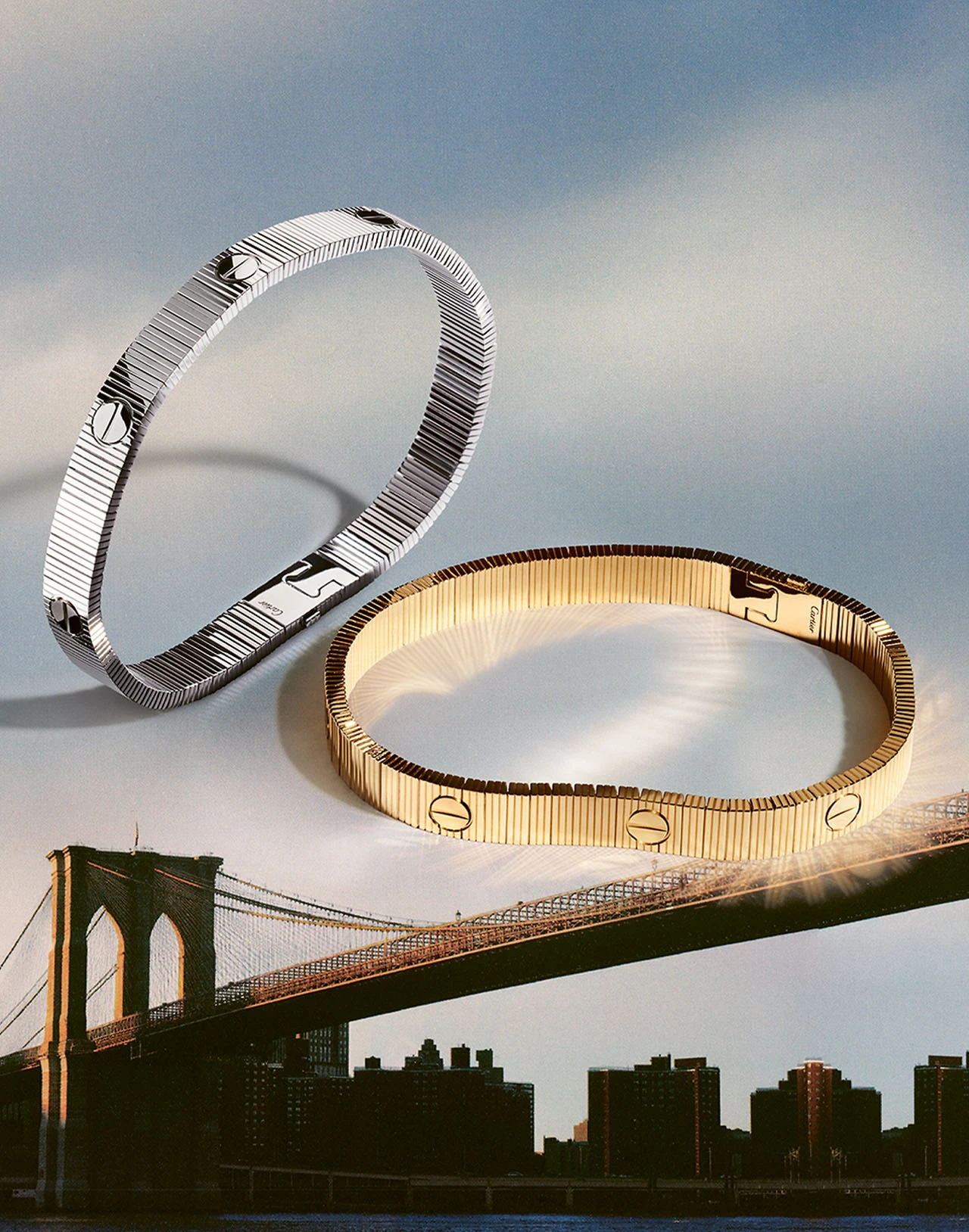 Photo of the LOVE bracelet in different colors