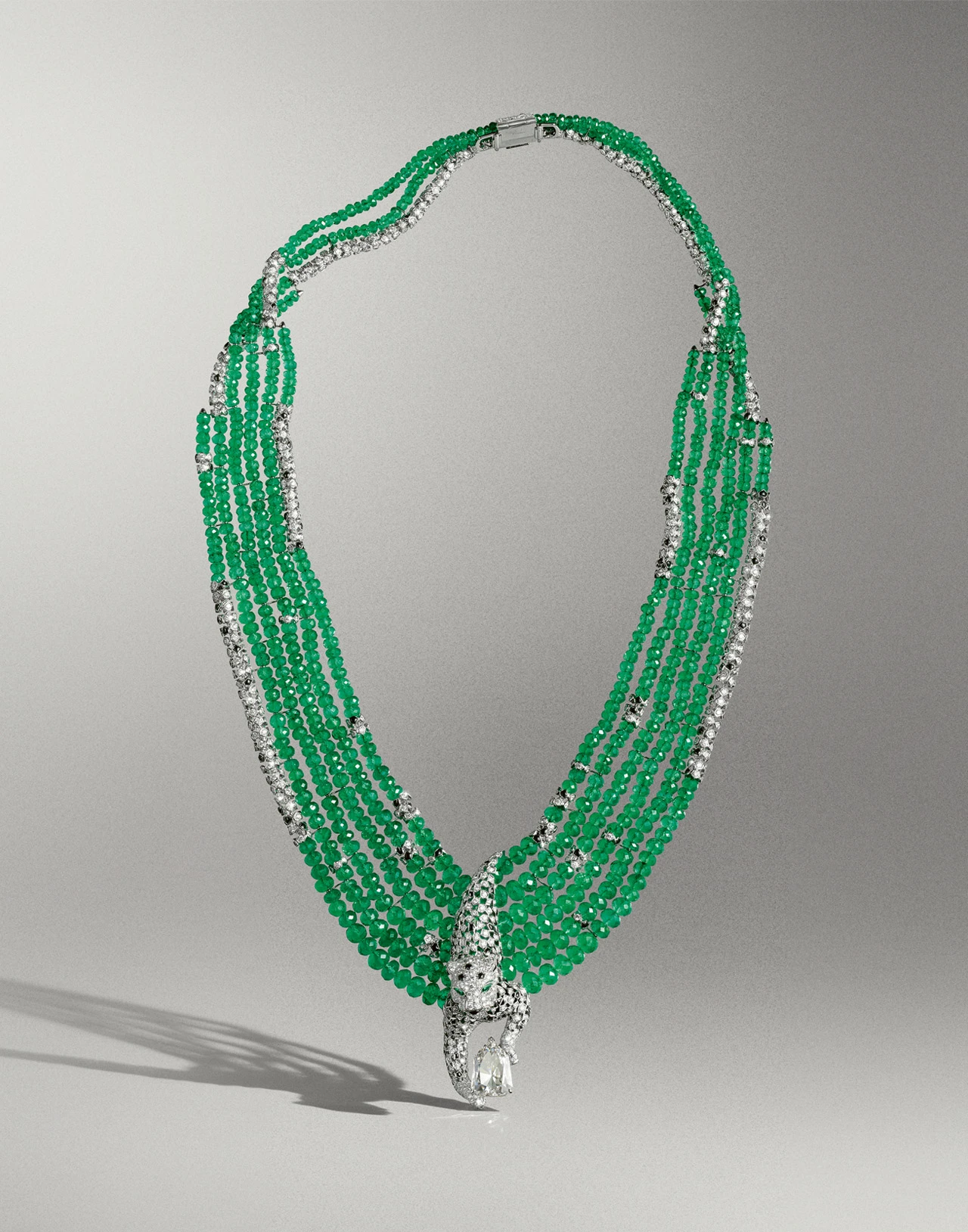 chapter-2-article-1.SplitScreenImage.alt1