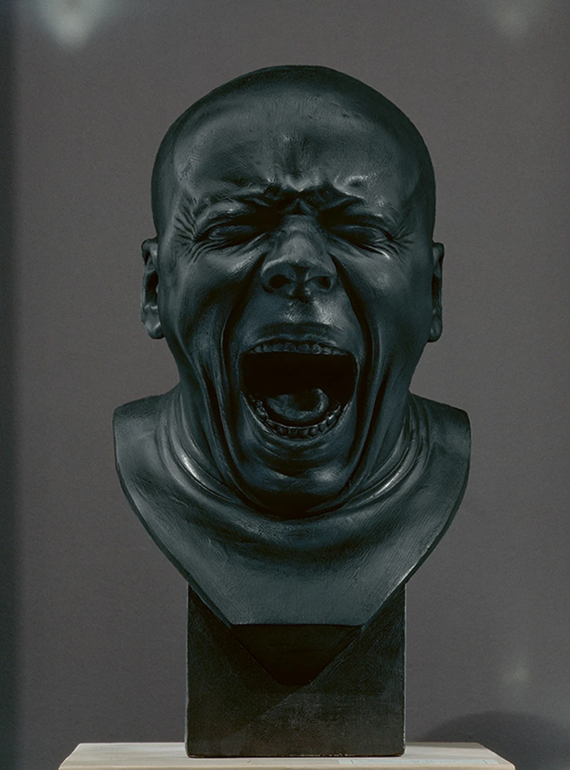 Franz Xaver Messerschmidt, Le Bâilleur, vers 1777-1783, sculpture, vue de l’exposition À visage découvert